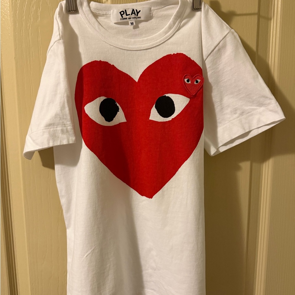 Comme des Garcons PLAY White Tee with Red Heart Graphic